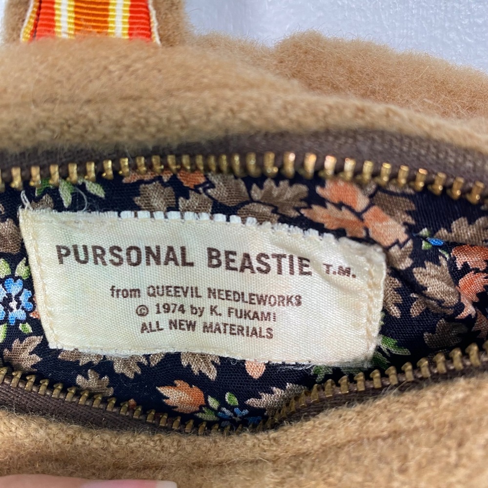 Pursonal Beastie Womens Shoulder Bag OS Tan Vintage 1974 Dog Novelty Queevil - Picture 6 of 15